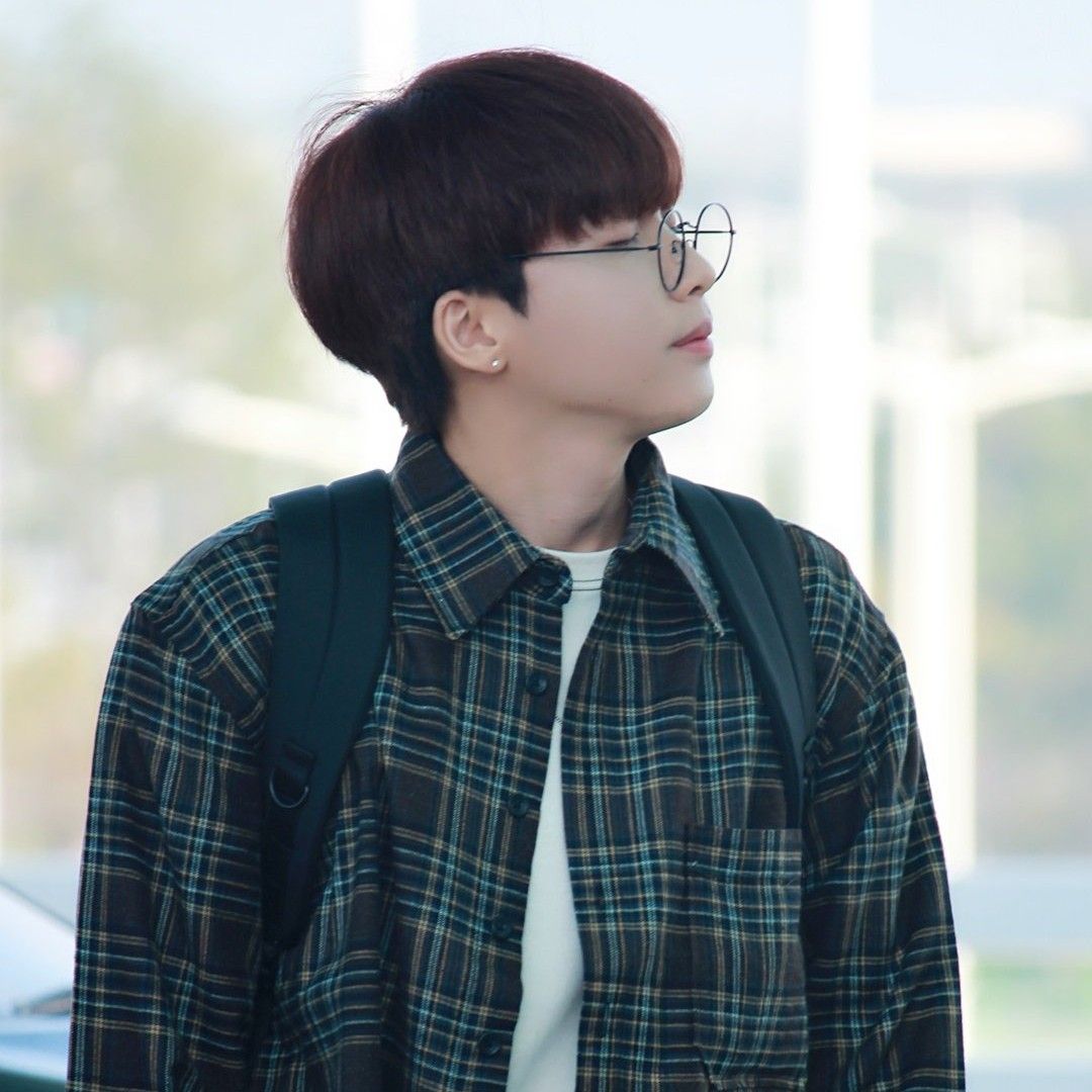 Behind-the-scenes cut of Jeong Sewoon