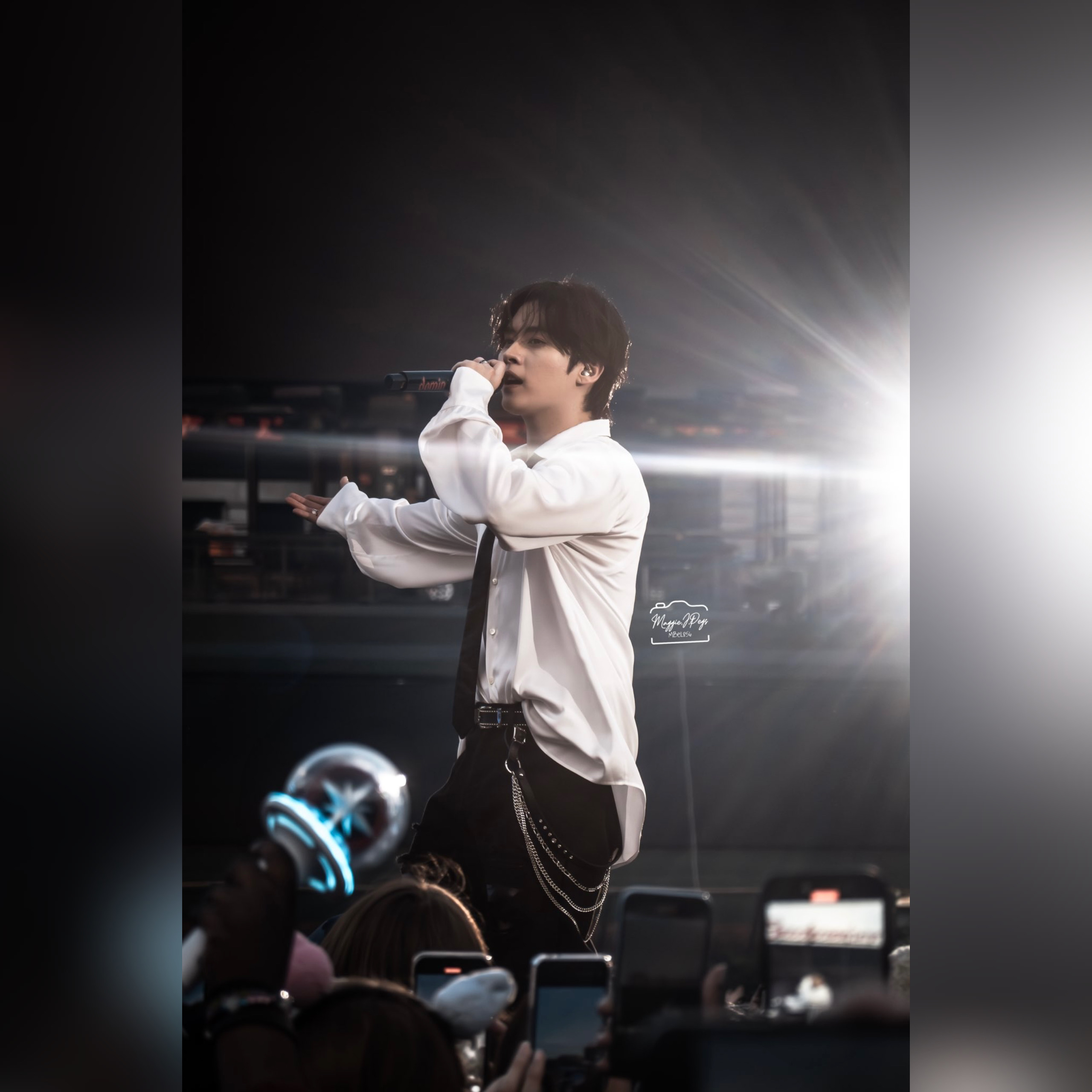 Recent activity shot of Lee Know (Stray Kids)