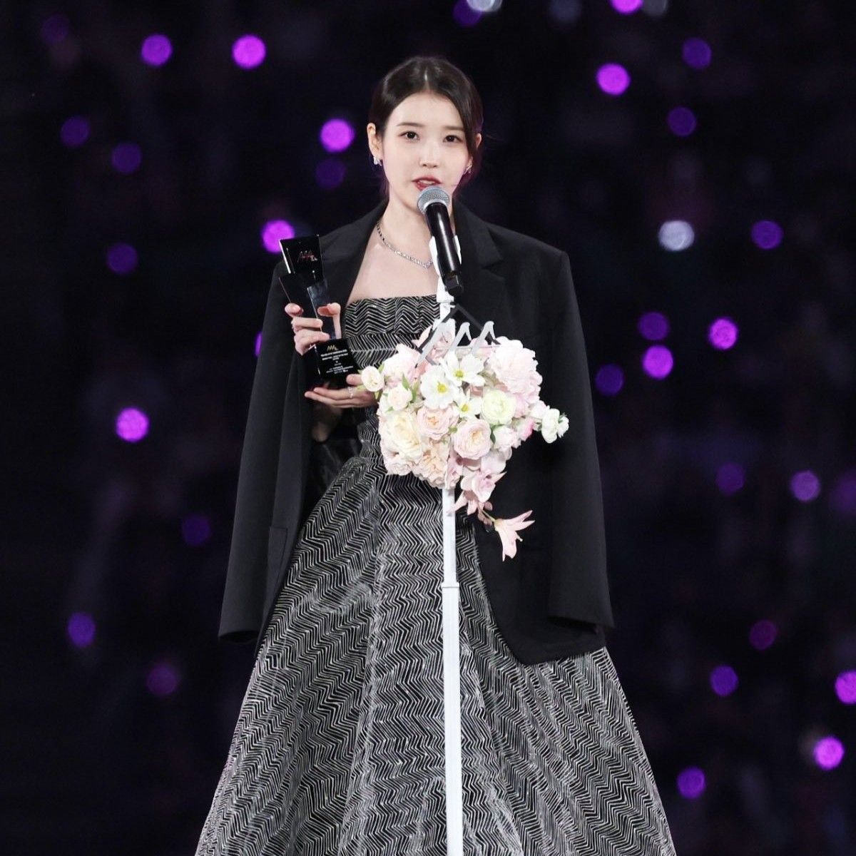 Recent activity shot of IU