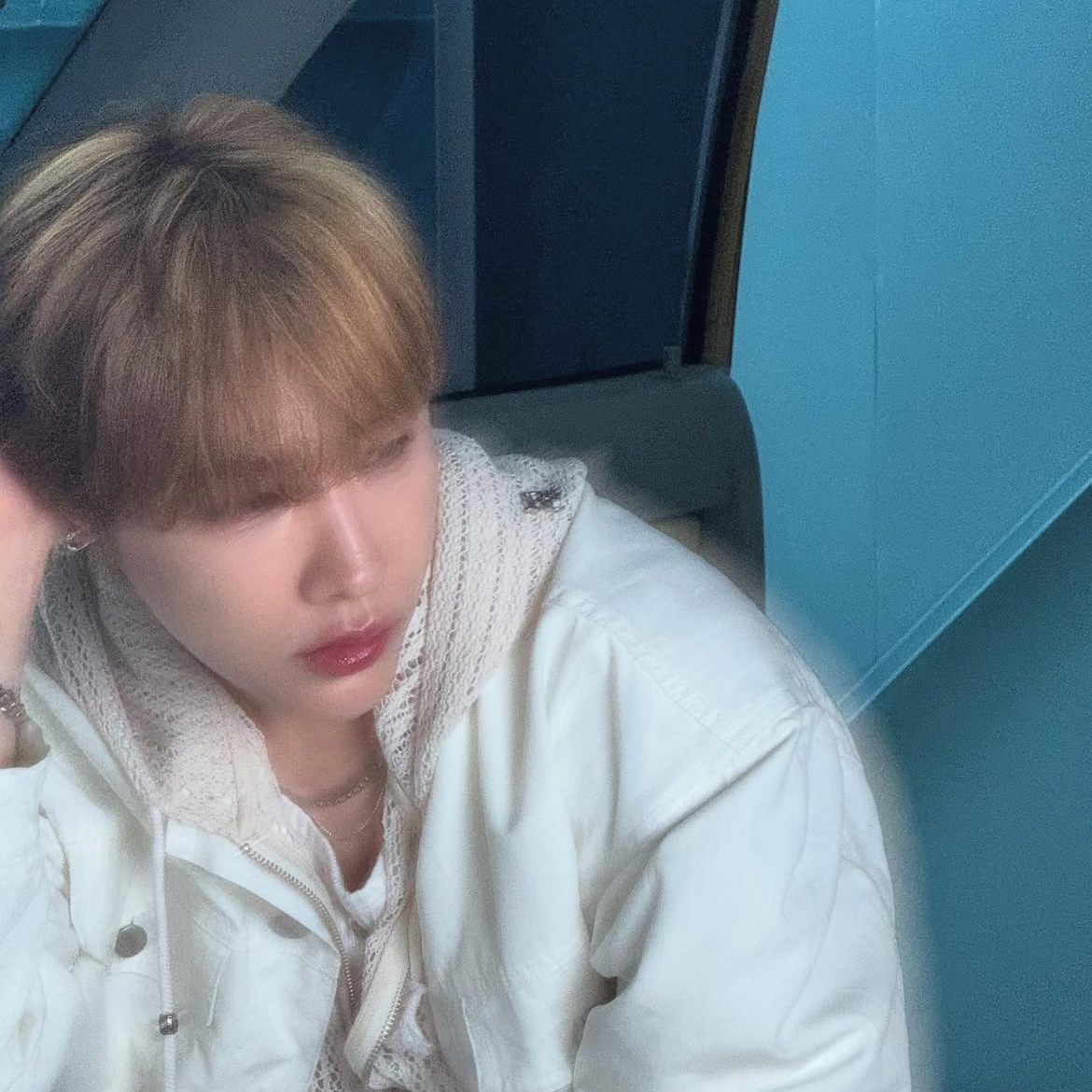 Behind-the-scenes cut of Jeon Woong (AB6IX)