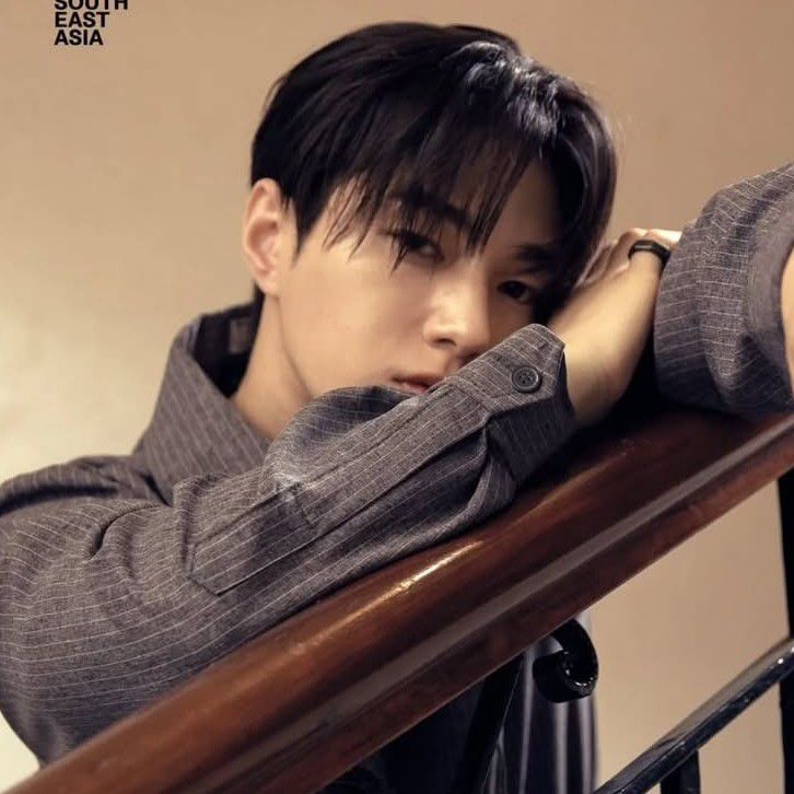 Recent activity shot of L (INFINITE)