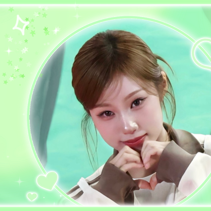 Recent activity shot of Choi Jungeun (izna)
