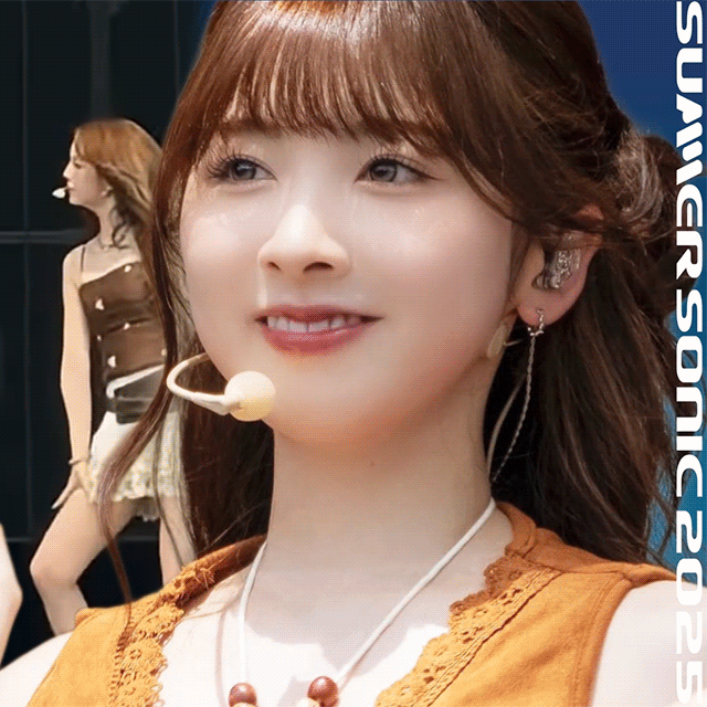 Recent activity shot of Miihi (NiziU)