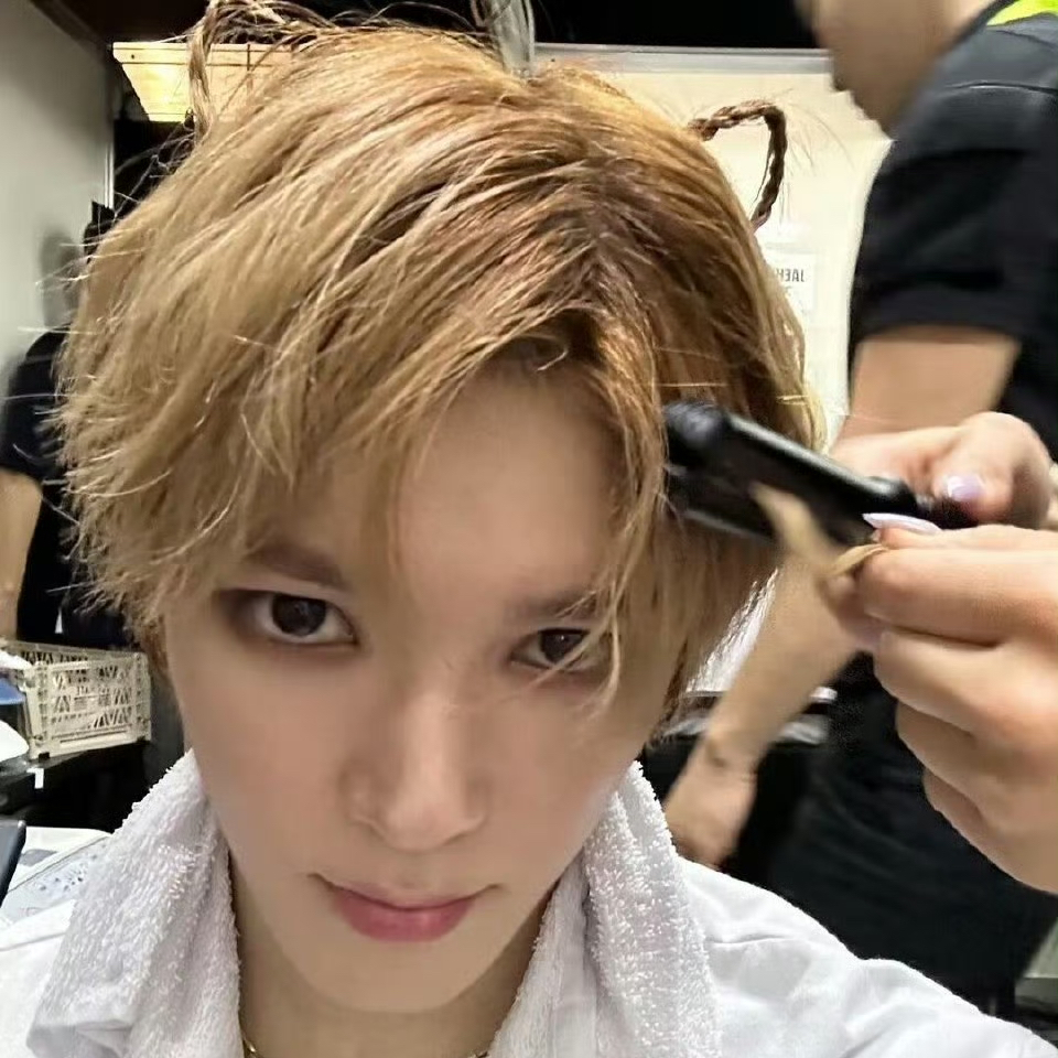 泰容 (NCT 127)的幕后花絮
