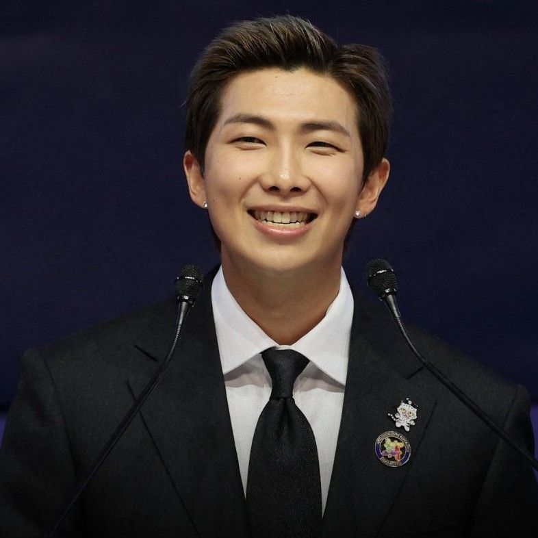 Behind-the-scenes cut of RM (BTS)