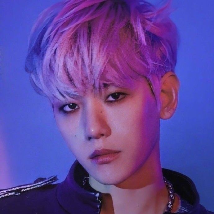 백현 (EXO)의 비하인드 컷