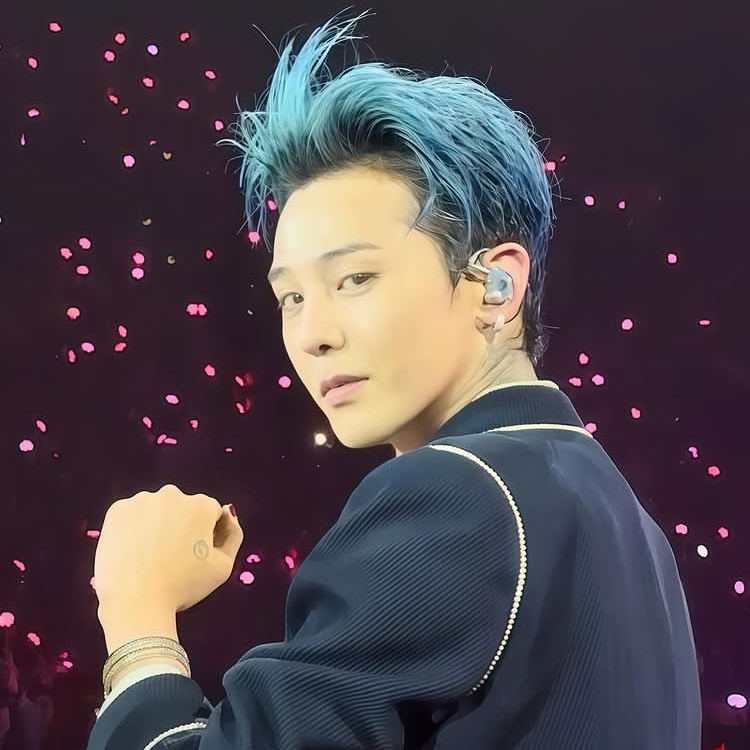 A moment captured by G-DRAGON (BIGBANG)'s fan