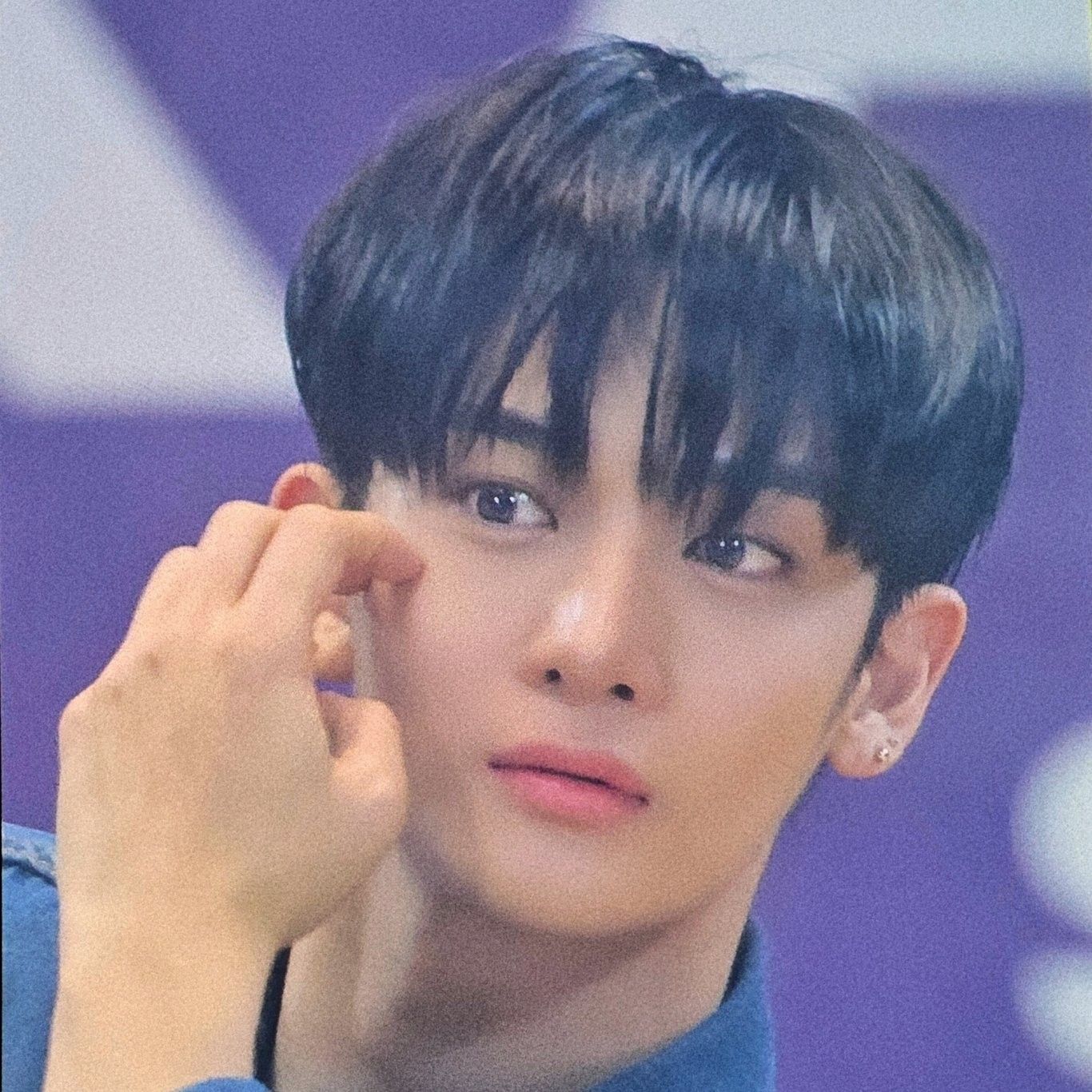 A moment captured by Bae Jinyoung's fan