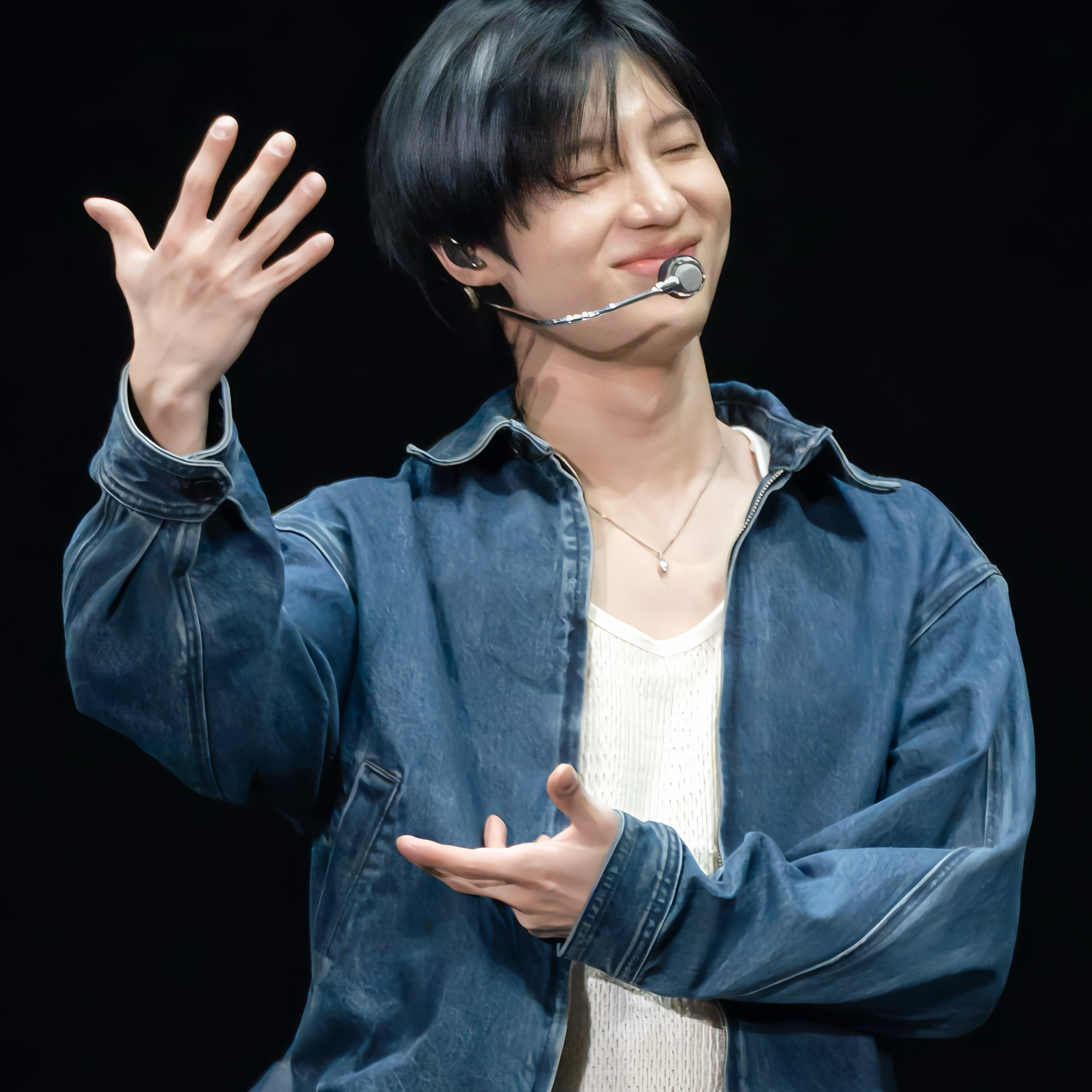 Behind-the-scenes cut of Taemin (SHINee)