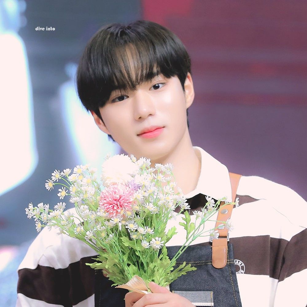 Latest photo of Kim Junseo (ALPHA DRIVE ONE)