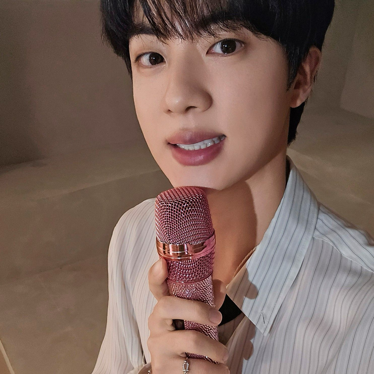 Latest photo of Jin (BTS)