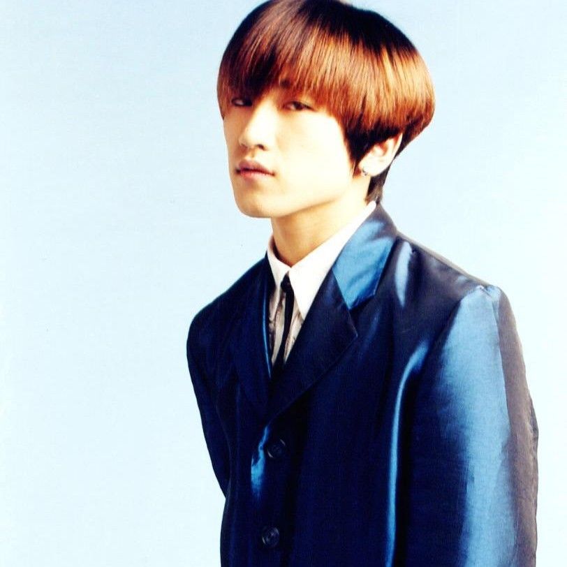 A moment captured by Lee Minwoo (SHINHWA)'s fan