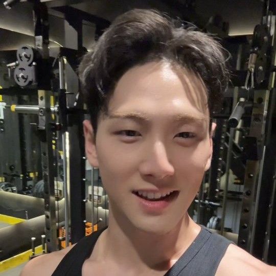Latest photo of Baekho