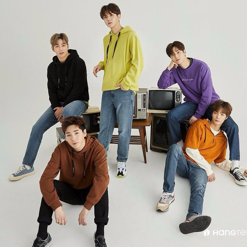 뉴이스트 팬이 찍은 순간