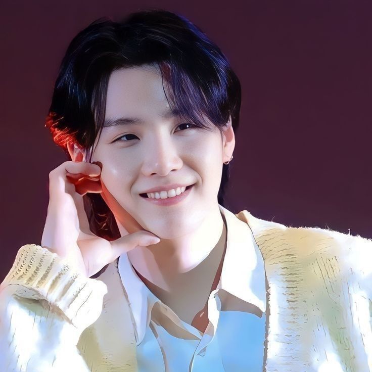 Foto terbaru SUGA (BTS)