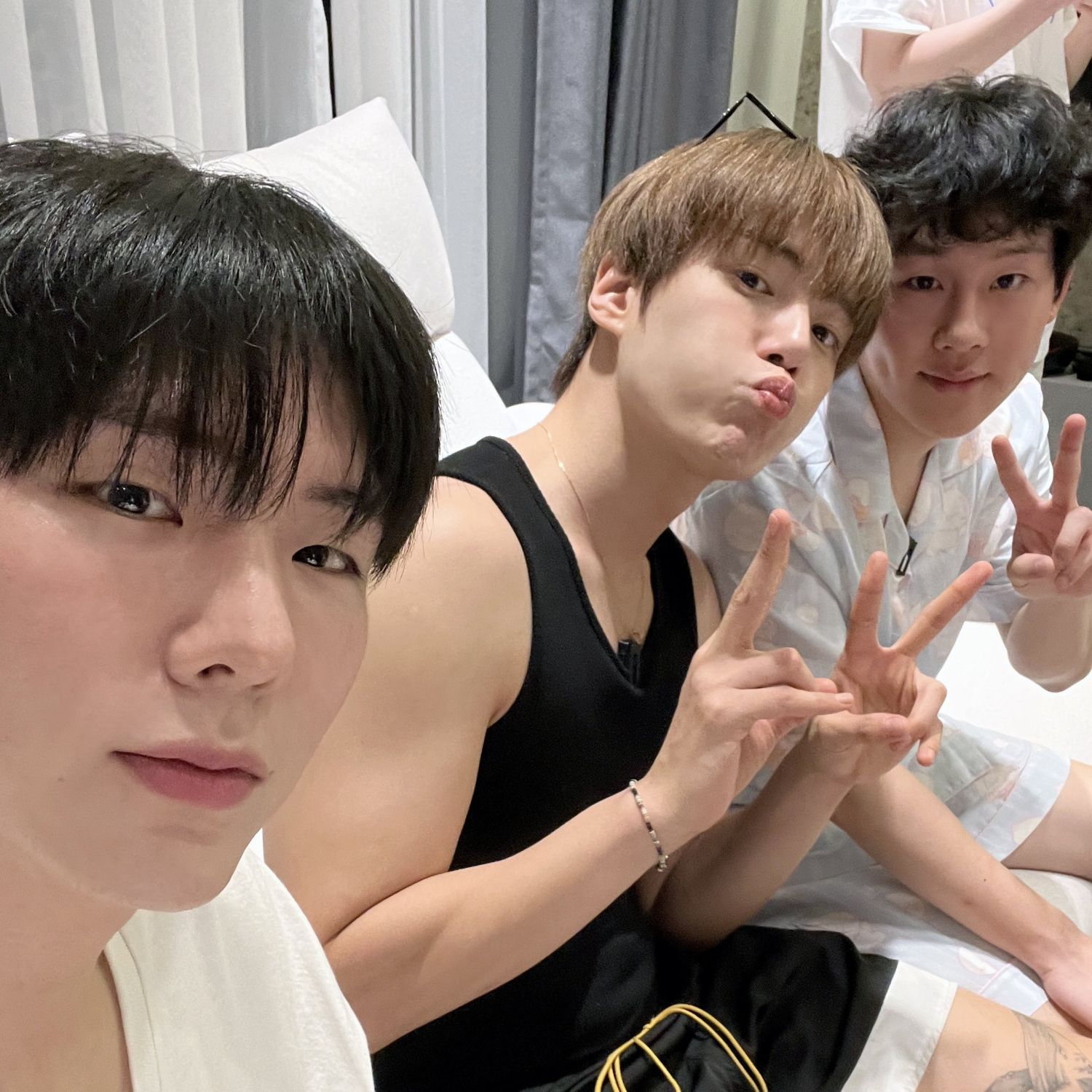 몬스타엑스의 비하인드 컷