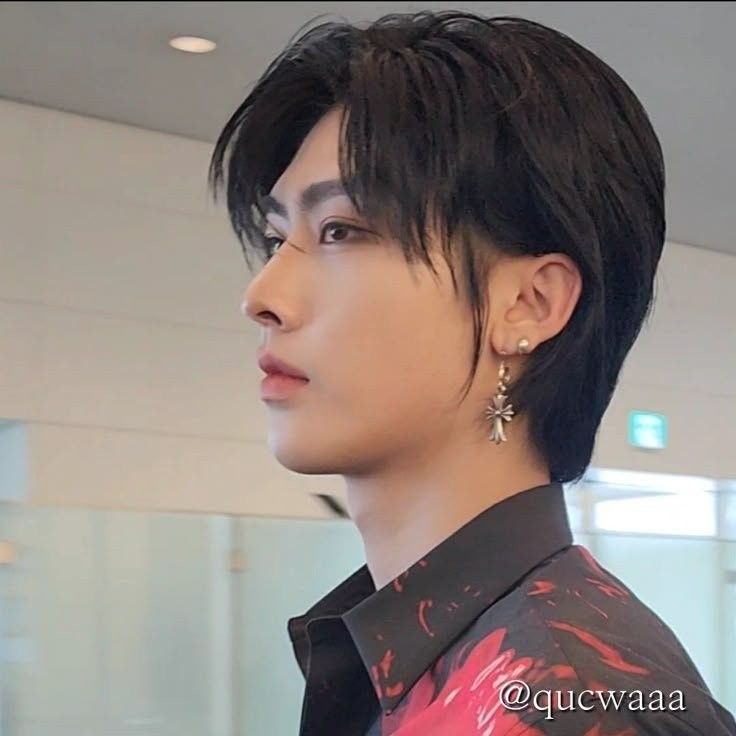 Behind-the-scenes cut of Ricky (ZEROBASEONE)