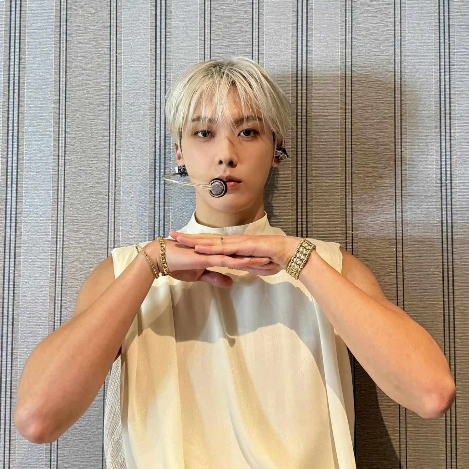 Behind-the-scenes cut of Sanha (ASTRO)