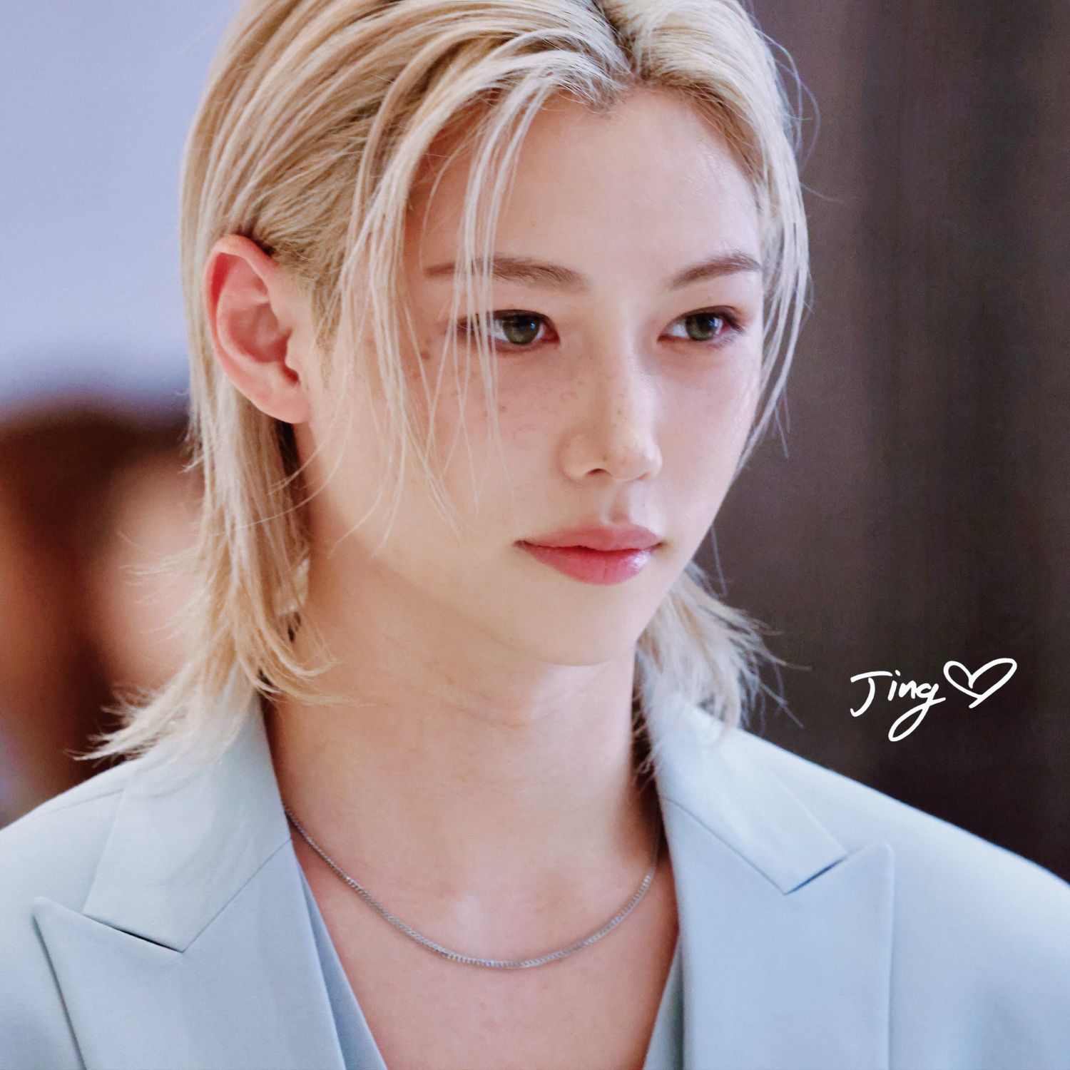 Latest photo of Felix (Stray Kids)