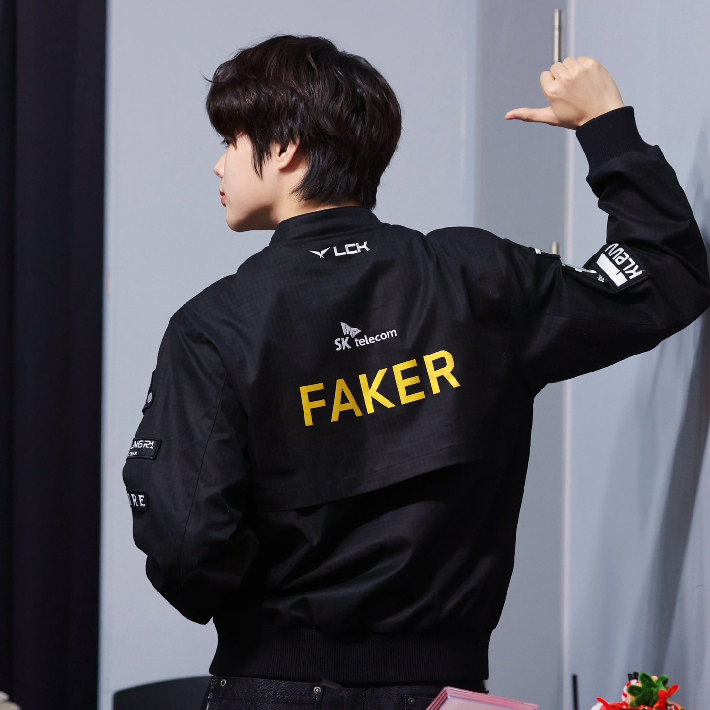 Behind-the-scenes cut of Hanbin (TEMPEST)