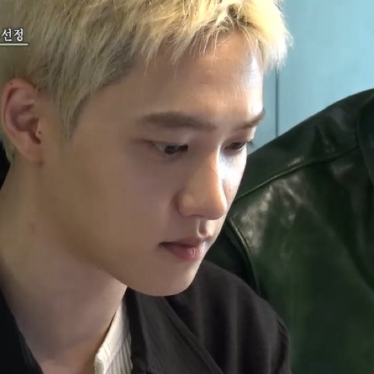 Behind-the-scenes cut of D.O. (EXO)