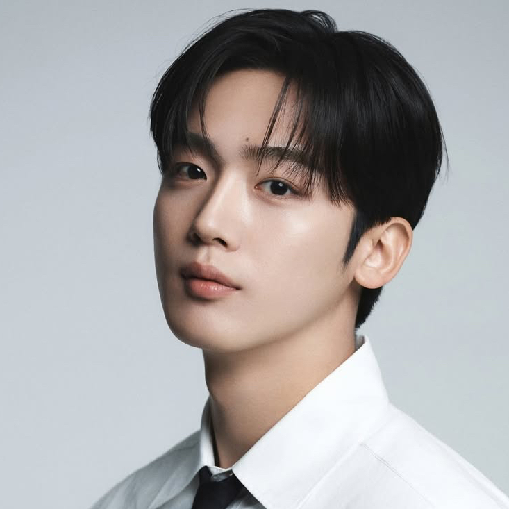 Recent activity shot of Kim Yohan (WEi)