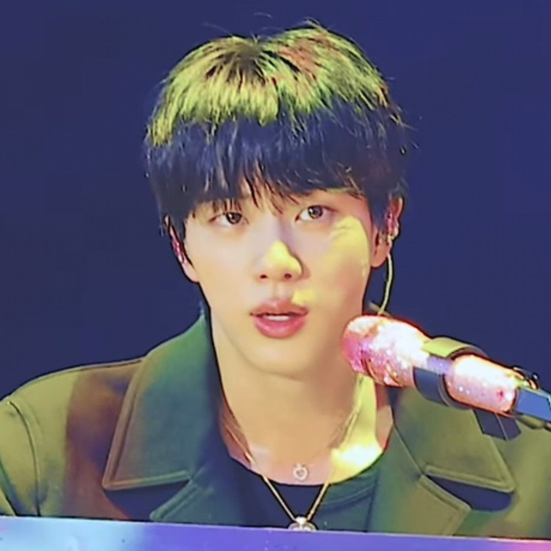 Foto terbaru Jin (BTS)