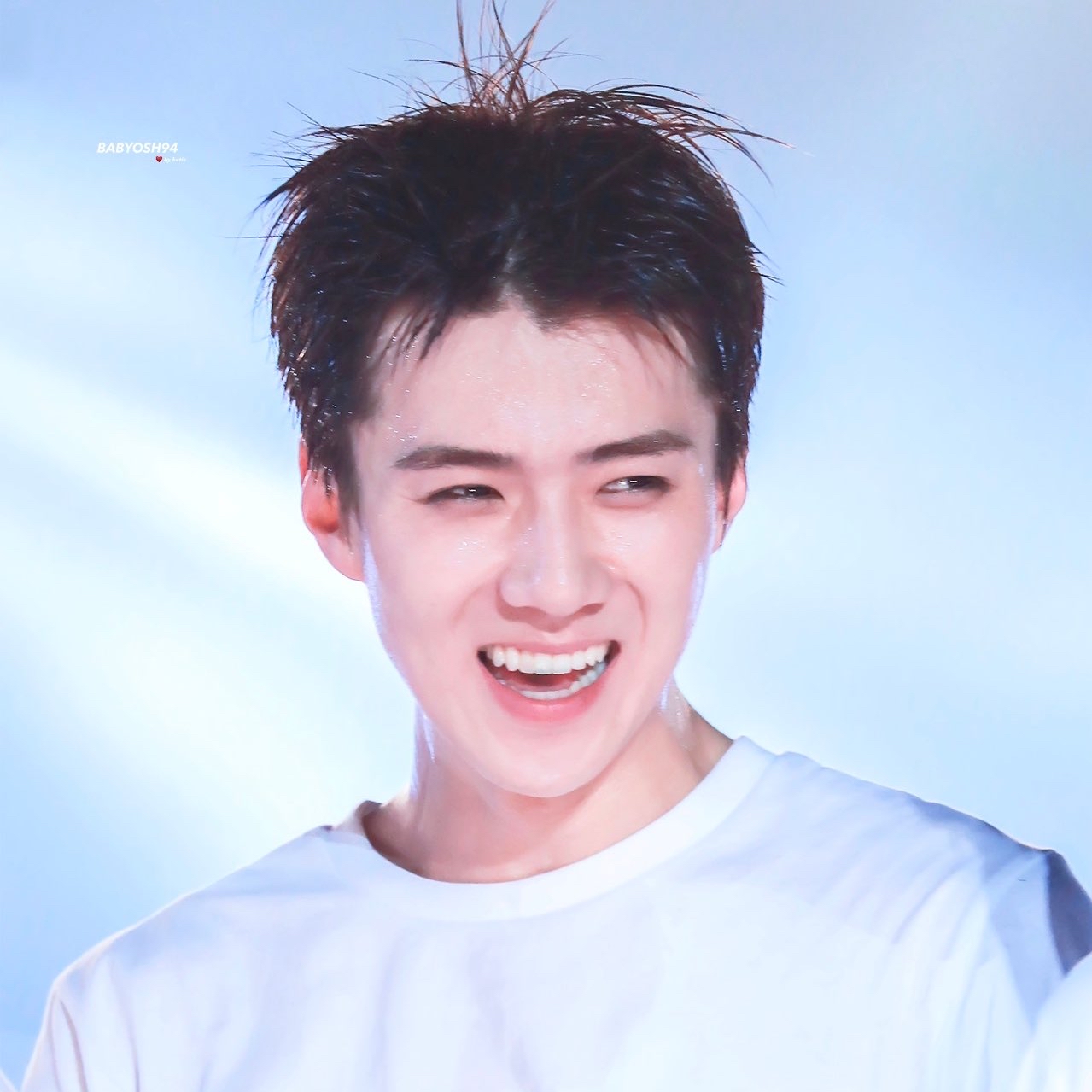 A moment captured by Sehun (EXO)'s fan