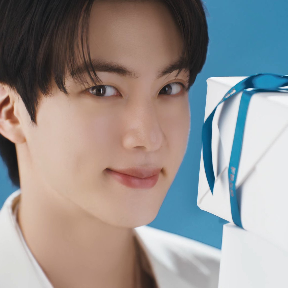 Momen yang diabadikan oleh penggemar Jin (BTS)