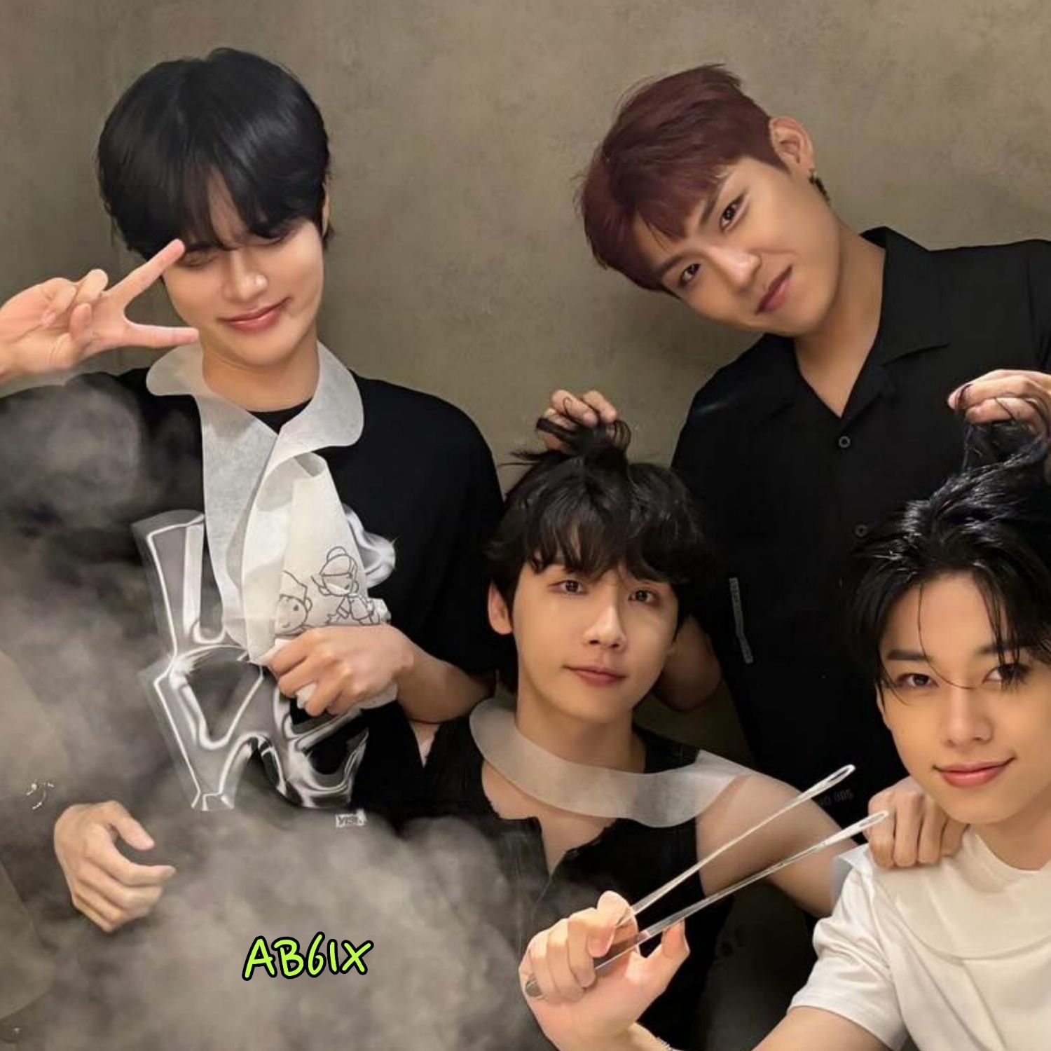 A moment captured by AB6IX's fan