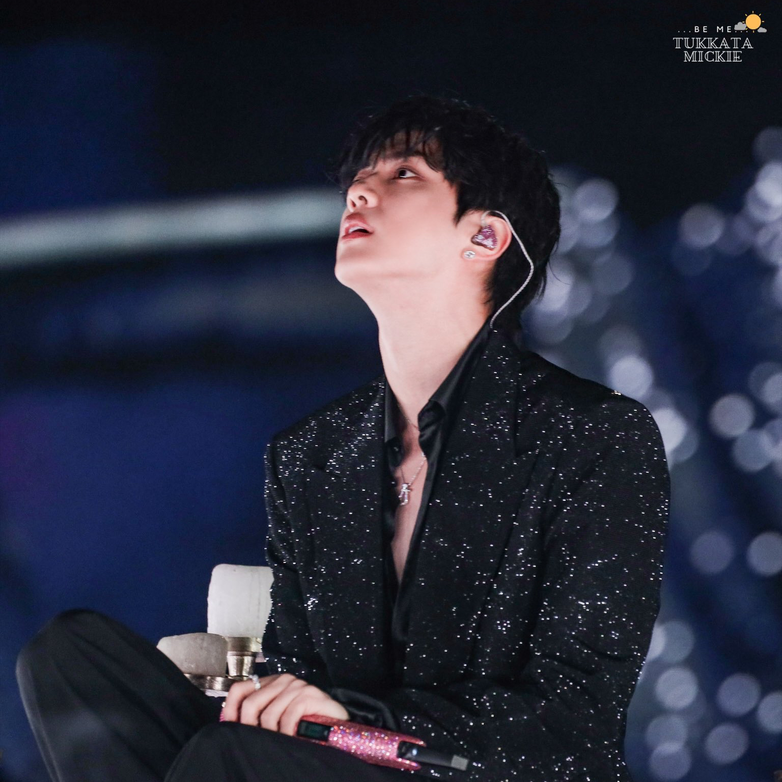 Jin (防弹少年团)的最新活动照片