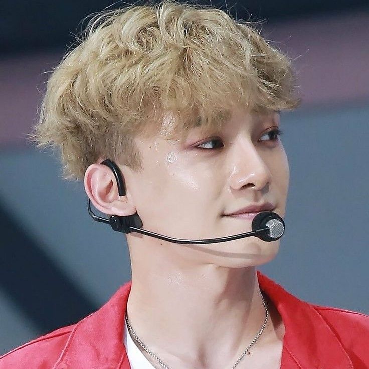 Recent activity shot of Chen (EXO)