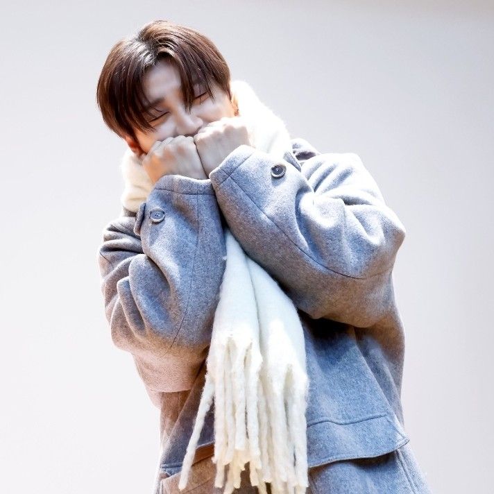 A moment captured by Hong Joochan (GoldenChild)'s fan