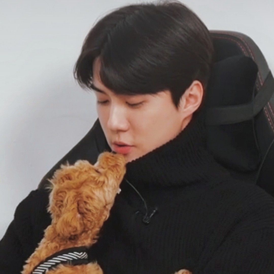 Foto aktivitas terbaru EXO