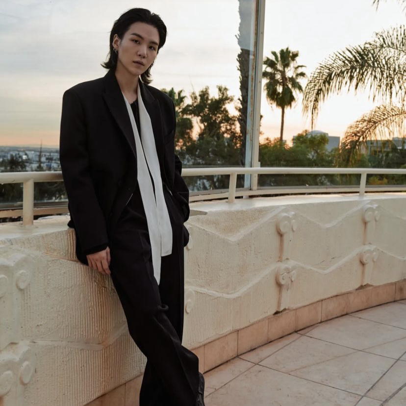 SUGA (防彈少年團)的最新照片