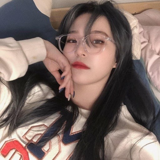 Shining profile picture of Baek Jiheon (fromis_9) on today's Choeaedol