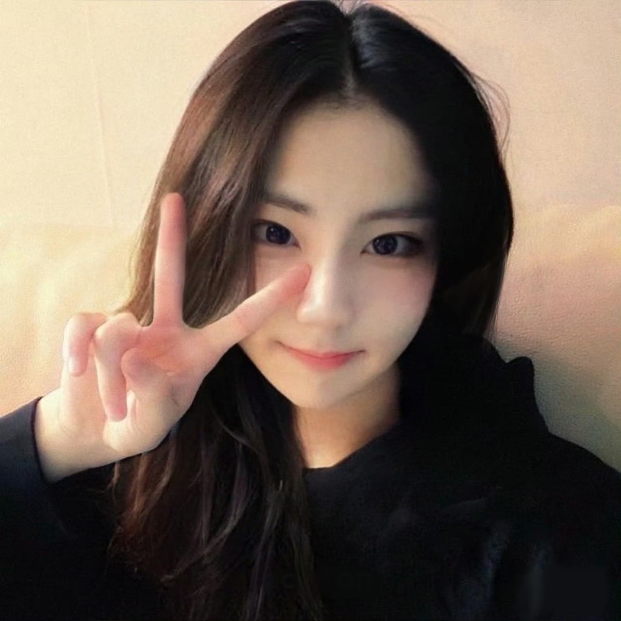 Latest photo of Jungwon (ENHYPEN)