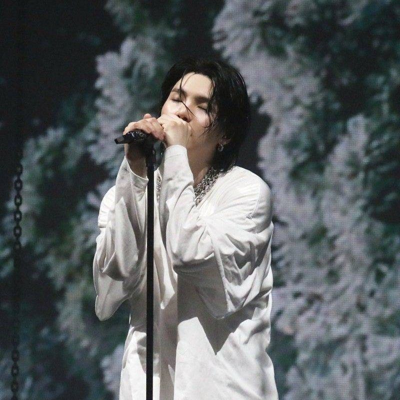 Behind-the-scenes cut of SUGA (BTS)