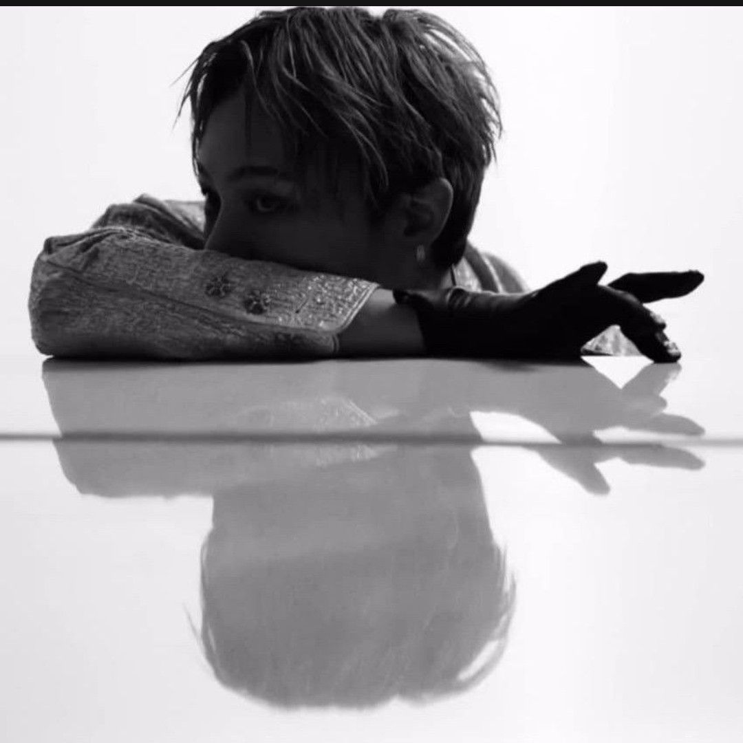 A moment captured by G-DRAGON (BIGBANG)'s fan