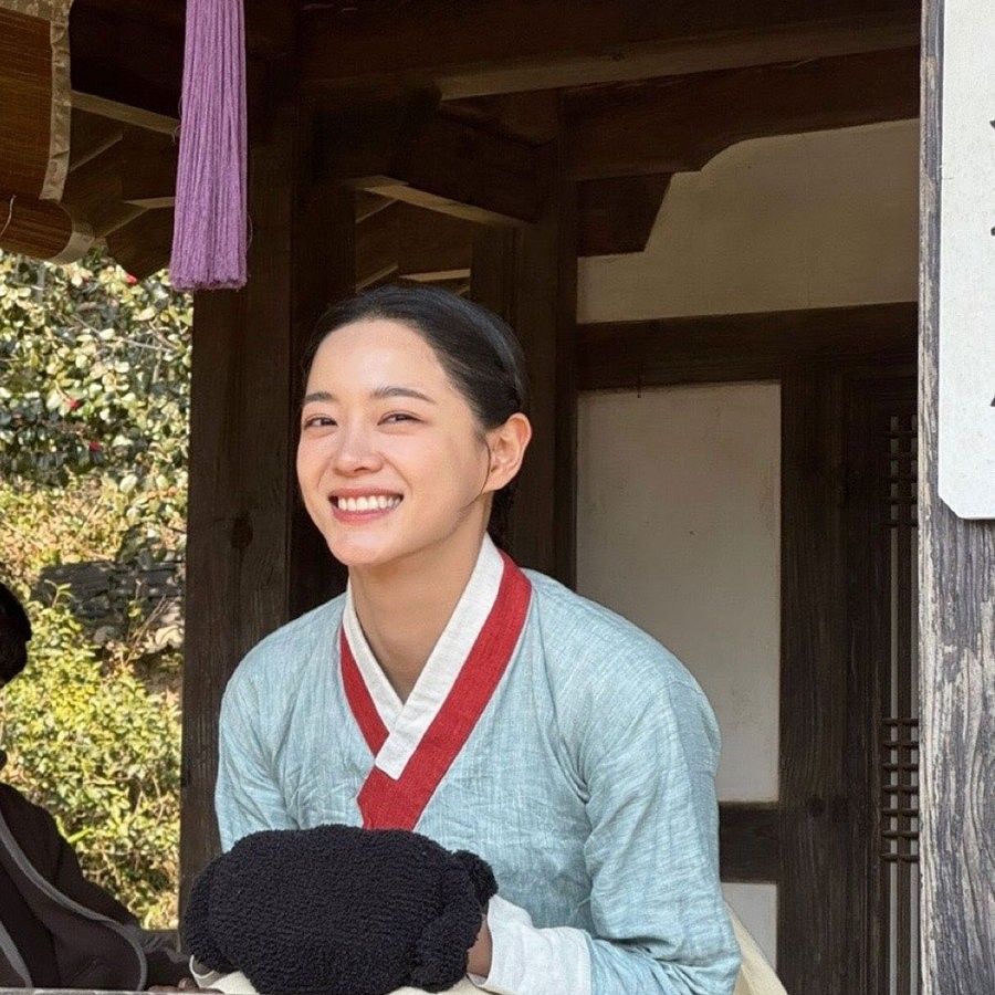 Recent activity shot of Sejeong