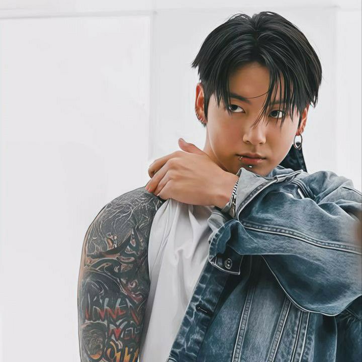 Foto aktivitas terbaru Jungkook (BTS)