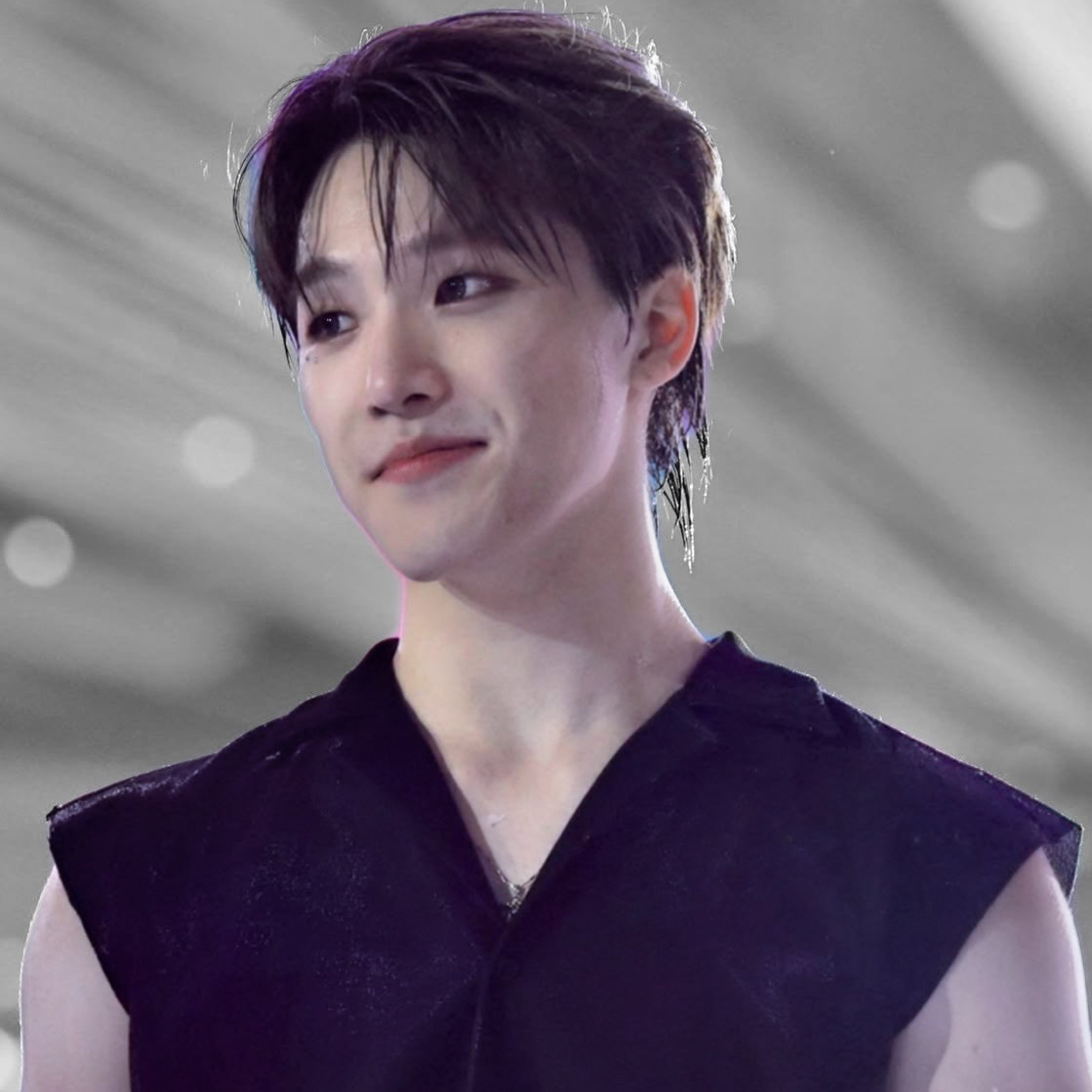 Recent activity shot of Dino (SEVENTEEN)