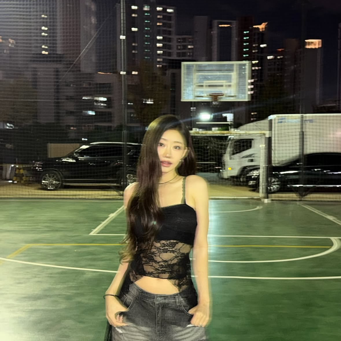 Behind-the-scenes cut of Julie (KISS OF LIFE)