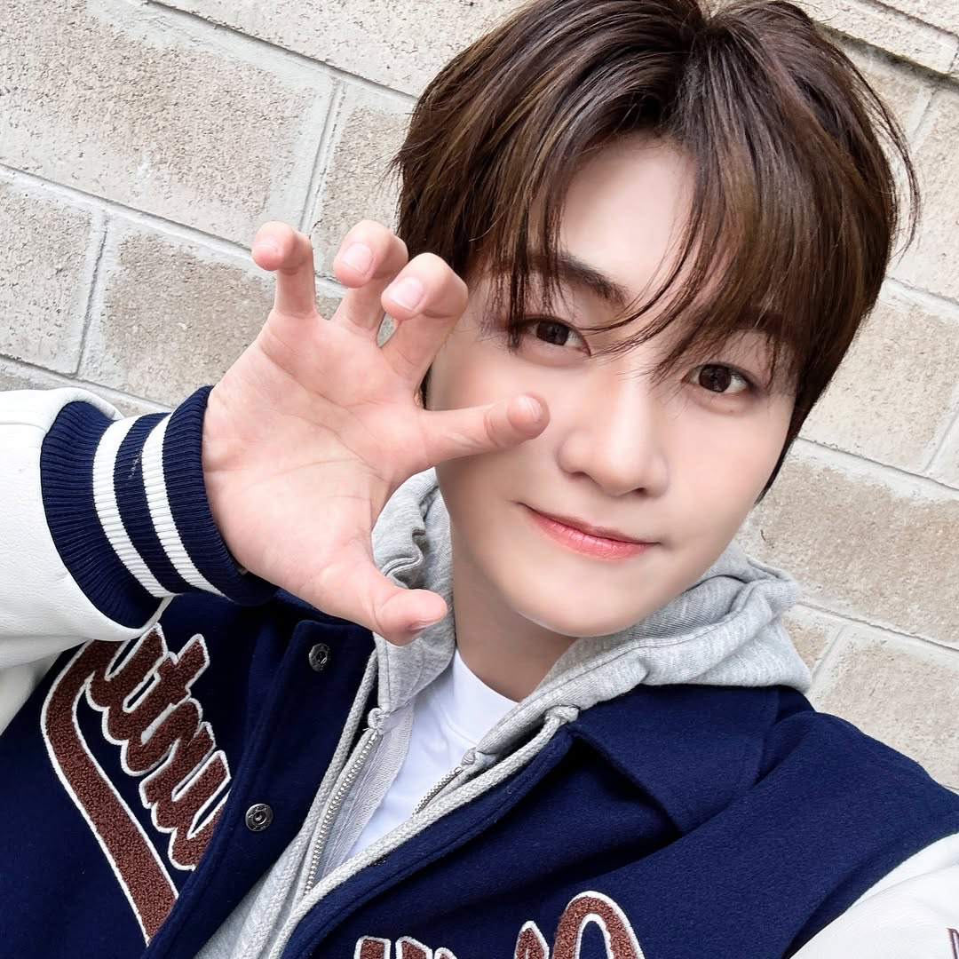 Latest photo of Jihoon (TWS)