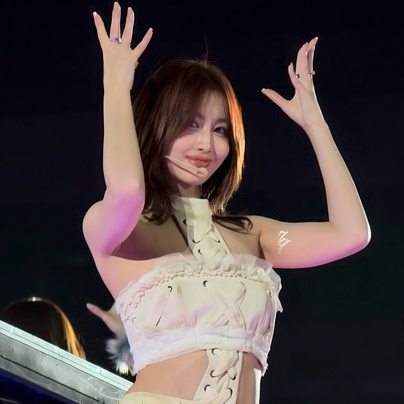 Foto terbaru Momo (TWICE)