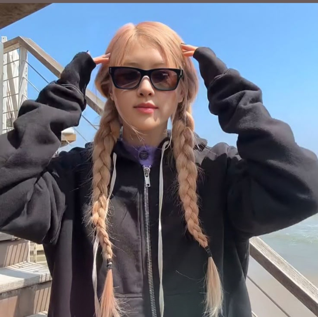 The most beloved wallpaper among ROSÉ (BLACKPINK)'s fans