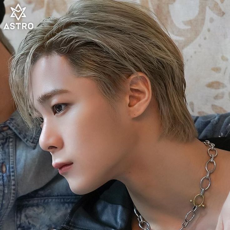 Latest photo of Moonbin (ASTRO)