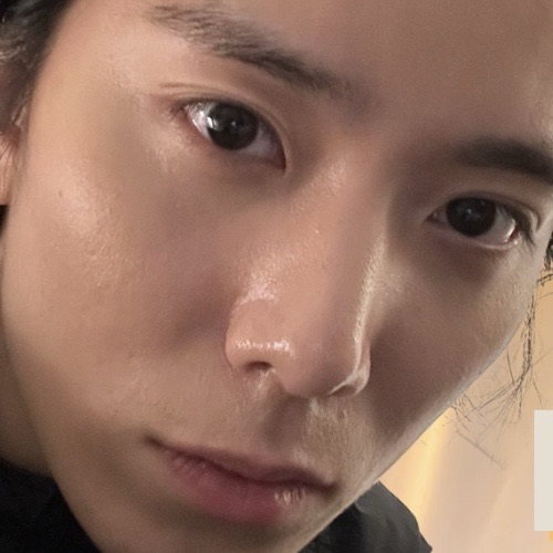 Latest photo of Hwiyoung (SF9)