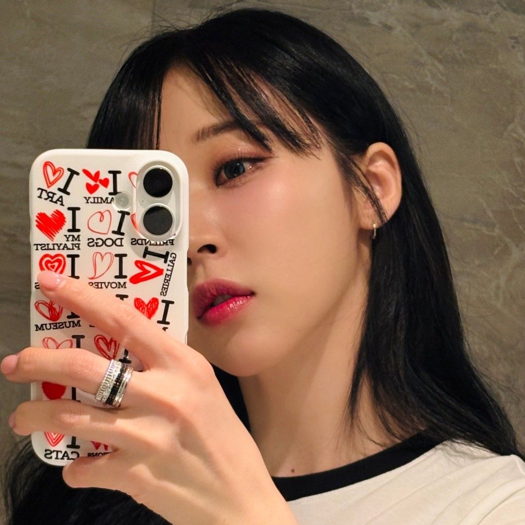 Latest photo of Moonbyul (MAMAMOO)