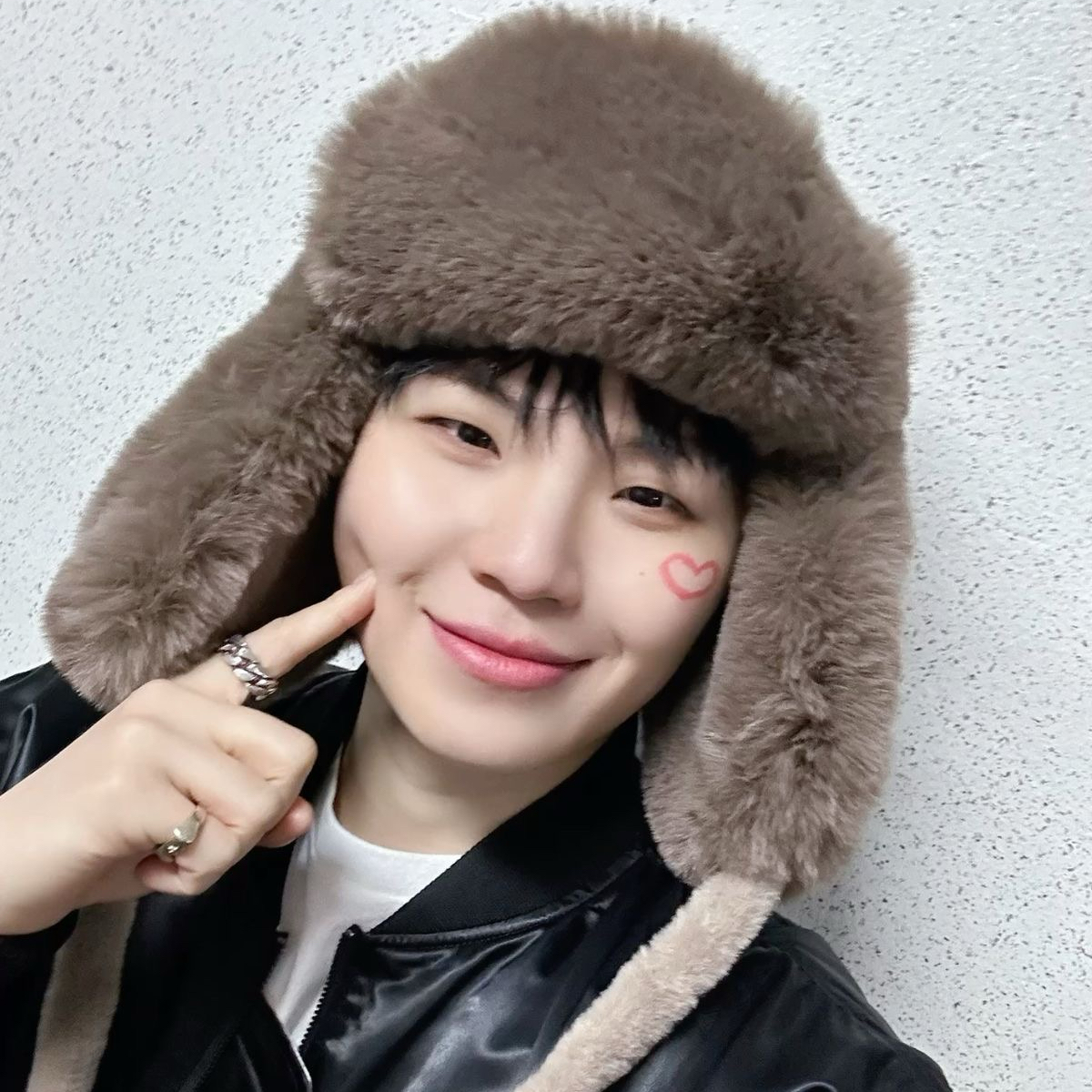 Latest photo of Woozi (SEVENTEEN)